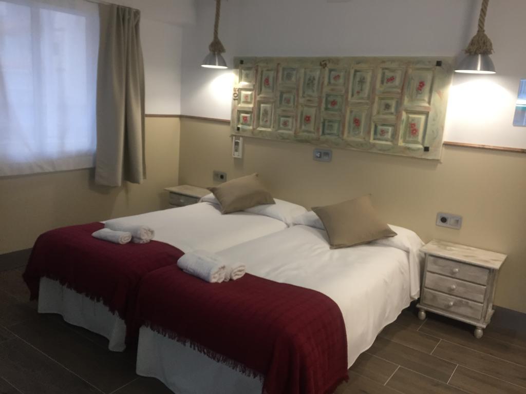 Hostal Boutique Luna De Gavin Otel Cullera Dış mekan fotoğraf